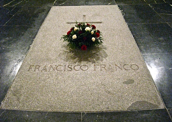 могила Франко